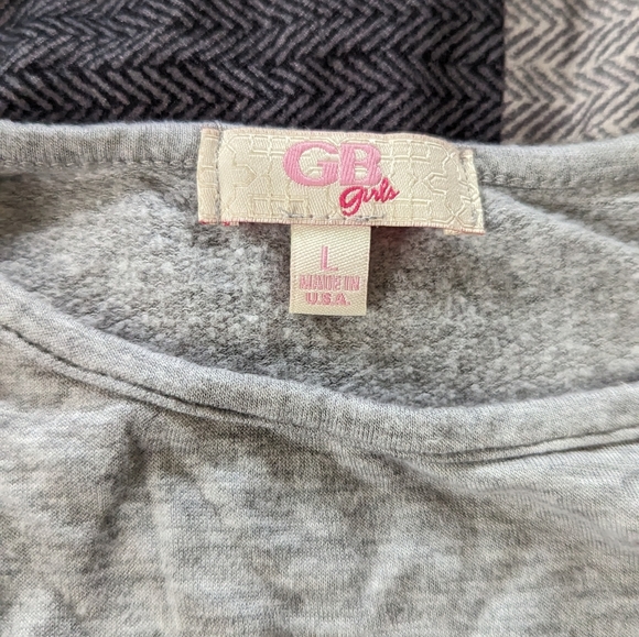 Gray Top - Picture 2 of 2